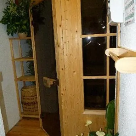 Les Balcons De *